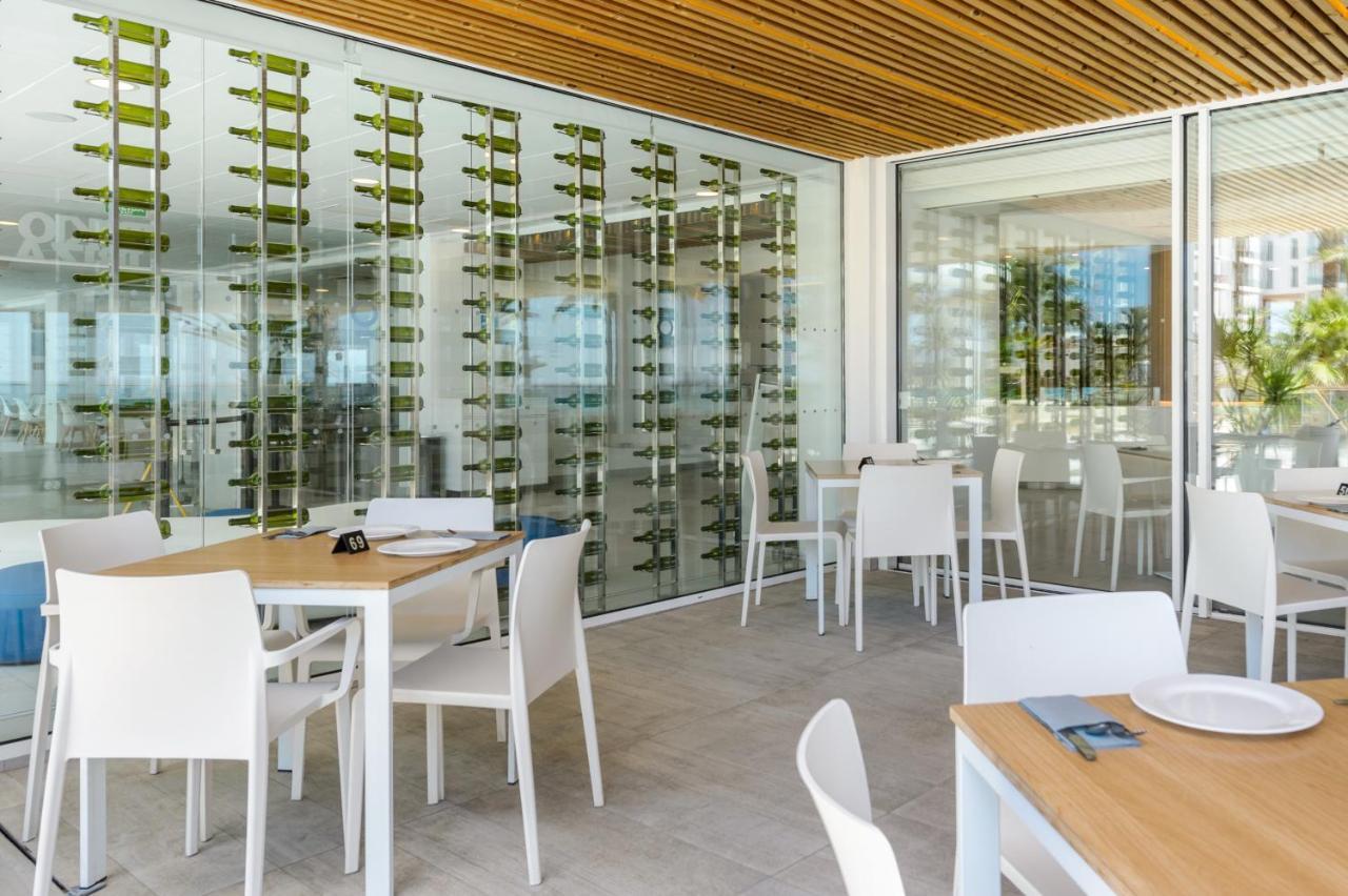 Hotel Vibra Algarb Playa d'en Bossa Exterior photo