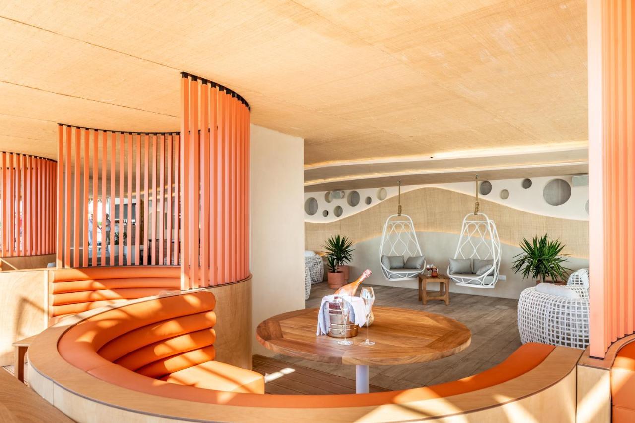 Hotel Vibra Algarb Playa d'en Bossa Exterior photo